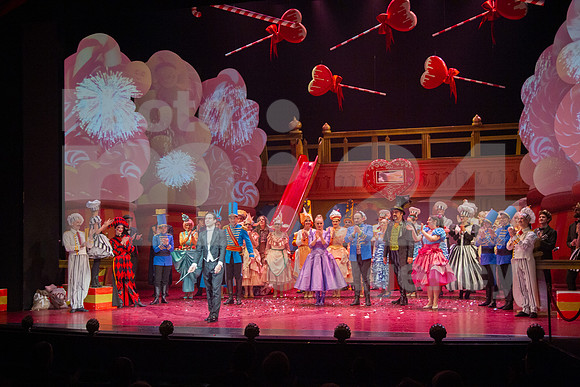 2022-01-20, Ljubezenski napoj, premiera, SNG Opera in balet Ljubljana (Foto - Marko Vavpotič)