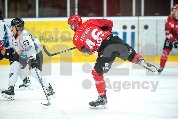 Alps Hockey League ( HDD Jesenice - Steel Wings Linz )