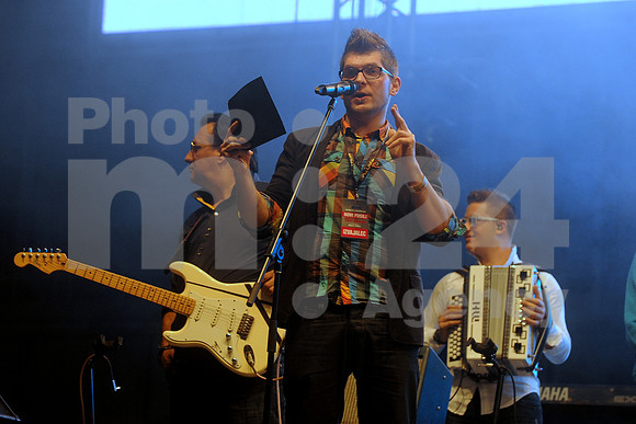 Ljubljana, Hala Tivoli, Concert (6. Rojstni dan Radia Aktual - Birthday of Radio Aktual - Novi Fosili)