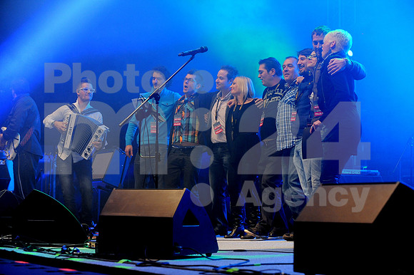 Ljubljana, Hala Tivoli, Concert (6. Rojstni dan Radia Aktual - Birthday of Radio Aktual - Novi Fosili)