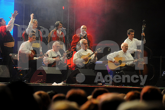 Ljubljana, Hala Tivoli, Concert (6. Rojstni dan Radia Aktual - Birthday of Radio Aktual - Novi Fosili)