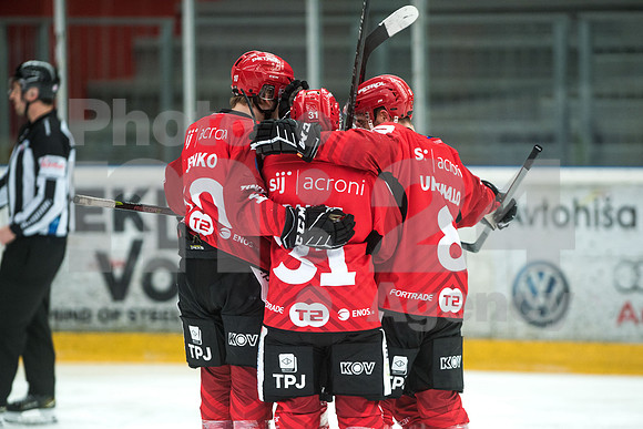 Alps Hockey League ( HDD Jesenice - Steel Wings Linz )