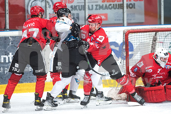 Alps Hockey League ( HDD Jesenice - BlackWings Linz )