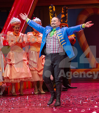 2022-01-20, Ljubezenski napoj, premiera, SNG Opera in balet Ljubljana (Foto - Marko Vavpotič)