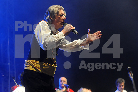 Ljubljana, Hala Tivoli, Concert (6. Rojstni dan Radia Aktual - Birthday of Radio Aktual - Novi Fosili)