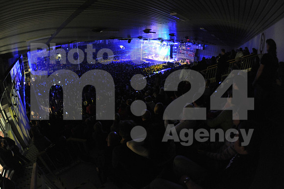 Ljubljana, Hala Tivoli, Concert (6. Rojstni dan Radia Aktual - Birthday of Radio Aktual - Novi Fosili)