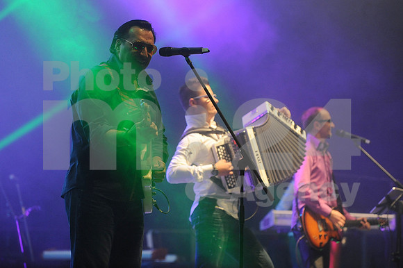 Ljubljana, Hala Tivoli, Concert (6. Rojstni dan Radia Aktual - Birthday of Radio Aktual - Novi Fosili)