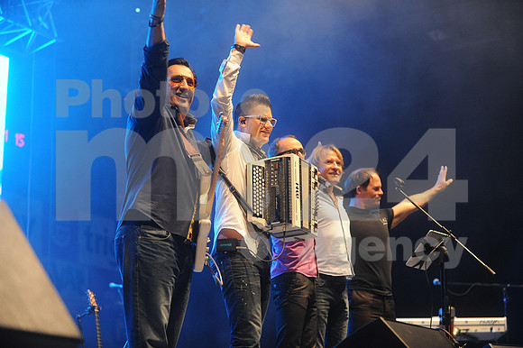 Ljubljana, Hala Tivoli, Concert (6. Rojstni dan Radia Aktual - Birthday of Radio Aktual - Novi Fosili)