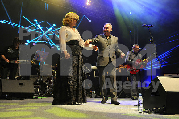 Ljubljana, Hala Tivoli, Concert (6. Rojstni dan Radia Aktual - Birthday of Radio Aktual - Novi Fosili)