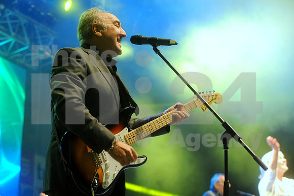 Ljubljana, Hala Tivoli, Concert (6. Rojstni dan Radia Aktual - Birthday of Radio Aktual - Novi Fosili)