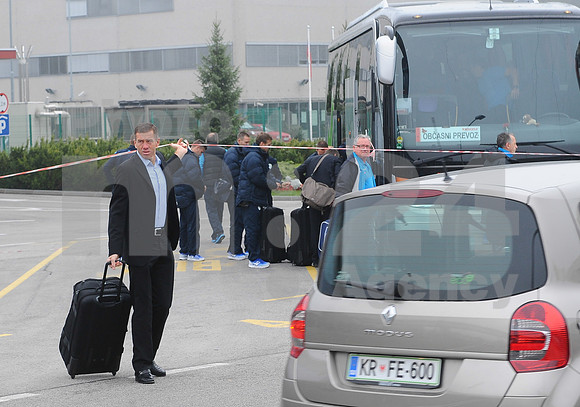 National team of Slovenia (Arrival to Switzerland)