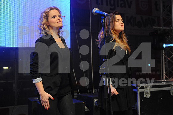 Ljubljana, Hala Tivoli, Concert (6. Rojstni dan Radia Aktual - Birthday of Radio Aktual - Novi Fosili)