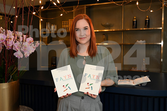 2022-01-26, Maja Monrue, predstavitev knjige (Foto - Saso Radej)