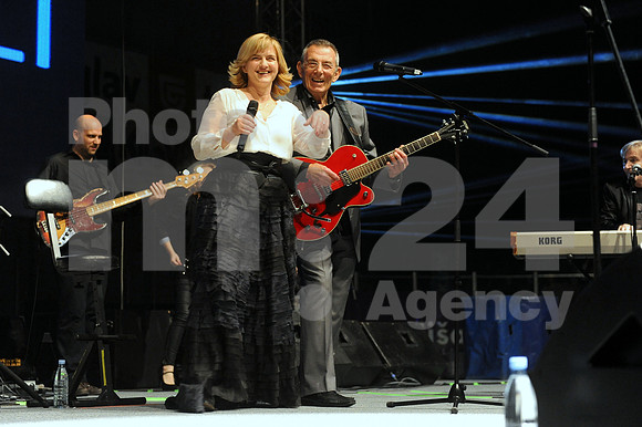 Ljubljana, Hala Tivoli, Concert (6. Rojstni dan Radia Aktual - Birthday of Radio Aktual - Novi Fosili)