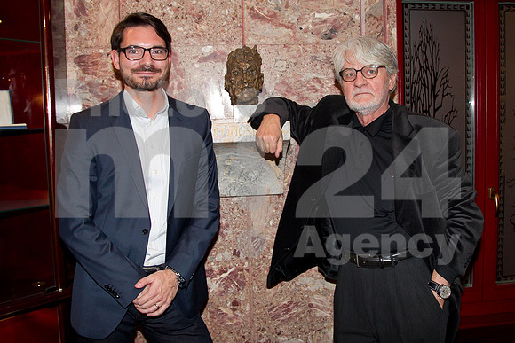 Premiere (ABC oder Krieg, premiera)