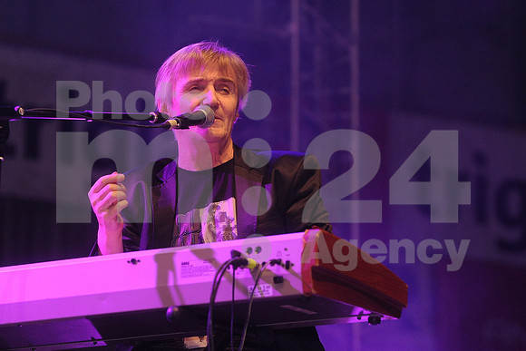 Ljubljana, Hala Tivoli, Concert (6. Rojstni dan Radia Aktual - Birthday of Radio Aktual - Novi Fosili)
