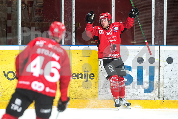Alps Hockey League ( HDD Jesenice - Steel Wings Linz )