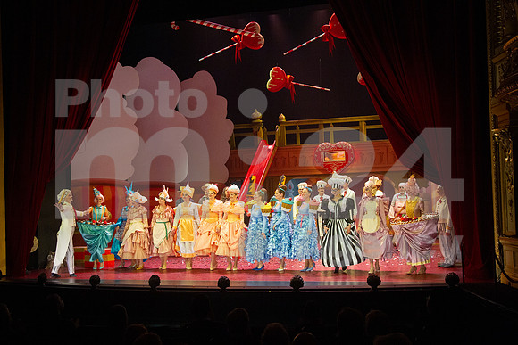 2022-01-20, Ljubezenski napoj, premiera, SNG Opera in balet Ljubljana (Foto - Marko Vavpotič)